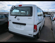 Nissan NV200 2022