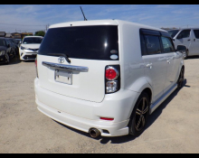 Toyota Corolla Rumion 2010