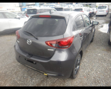 Mazda Mazda2 2023