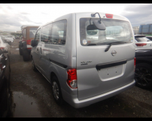 Nissan NV200 2022