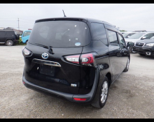 Toyota Sienta 2020