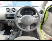 Nissan March 2013