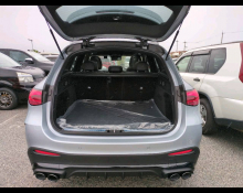 Mercedes Benz GLC-class 2025