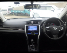 Toyota Premio 2018