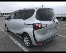 Toyota Sienta 2019