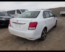 Toyota Corolla Axio 2013