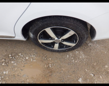 Toyota Corolla Axio 2013
