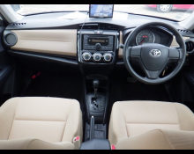 Toyota Corolla Axio 2013