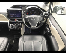 Toyota Noah 2018