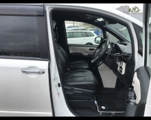 Toyota Noah 2018