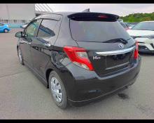 Toyota Vitz 2016