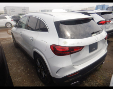 Mercedes Benz GLA-class 2023