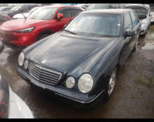 Mercedes Benz E-Class 2001