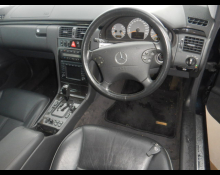 Mercedes Benz E-Class 2001
