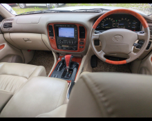 Toyota Land Cruiser 100 2001