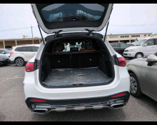 Mercedes Benz GLC-class 2023