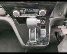Nissan Serena 2022