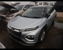 Suzuki FRONX 2025
