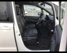 Toyota Noah 2015