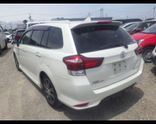 Toyota Corolla Fielder 2016
