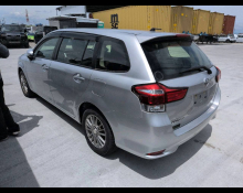 Toyota Corolla Fielder 2015