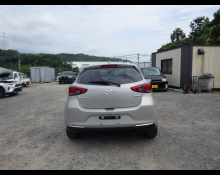Mazda Mazda2 2023