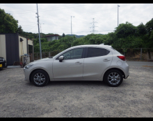 Mazda Mazda2 2023