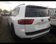 Toyota Land Cruiser 2023