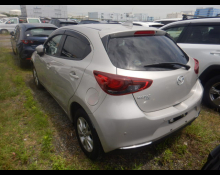 Mazda Mazda2 2021