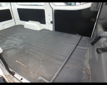 Nissan NV350 2021