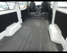 Nissan NV350 2021