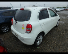 Nissan March 2023