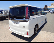 Toyota Noah 2019