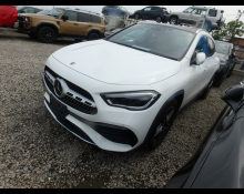 Mercedes Benz GLA-class 2023