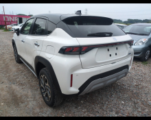 Suzuki FRONX 2024