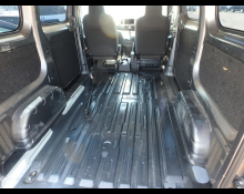 Nissan NV200 2022