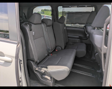 Toyota Voxy 2023