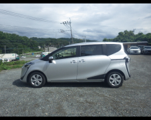 Toyota Sienta 2022