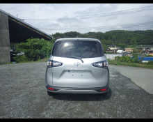 Toyota Sienta 2022