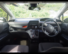 Toyota Sienta 2022