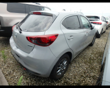 Mazda Mazda2 2023
