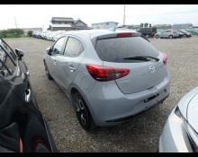 Mazda Mazda2 2023