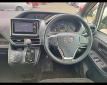 Toyota Noah 2017