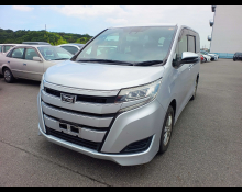 Toyota Noah 2017