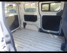 Nissan NV200 2021