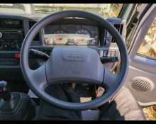Isuzu Elf 2021