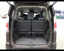 Nissan Serena 2017