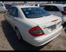 Mercedes Benz E-Class 2009