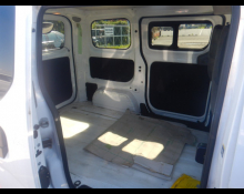 Nissan NV200 2022