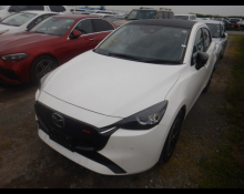 Mazda Mazda2 2023